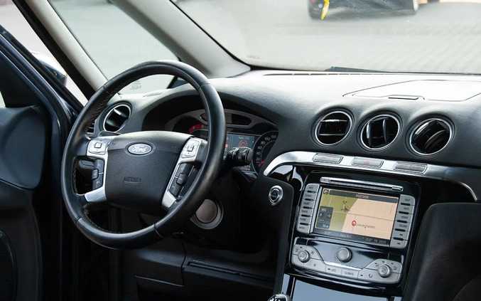 Ford Galaxy cena 29900 przebieg: 214569, rok produkcji 2010 z Rydułtowy małe 781
